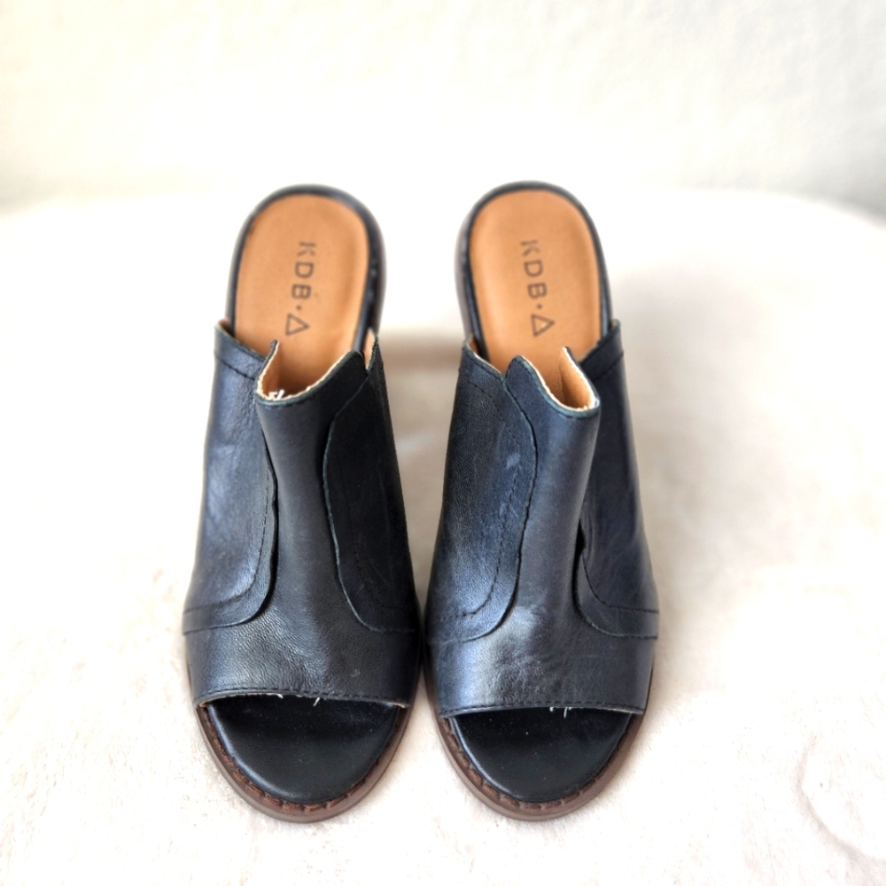 Kelsi Dagger Heeled Sandals